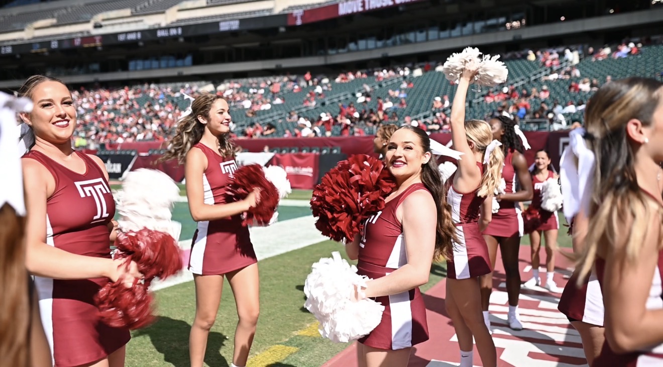 Elizabeth Brigidi - Temple University Cheerleading Sideline